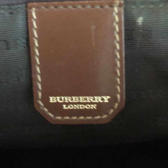 Authentic BURBERRY Vintage Haymarket Check Tote - Picture 9 of 12